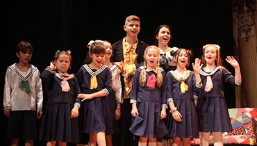 Turma de Teatro Kids em cena